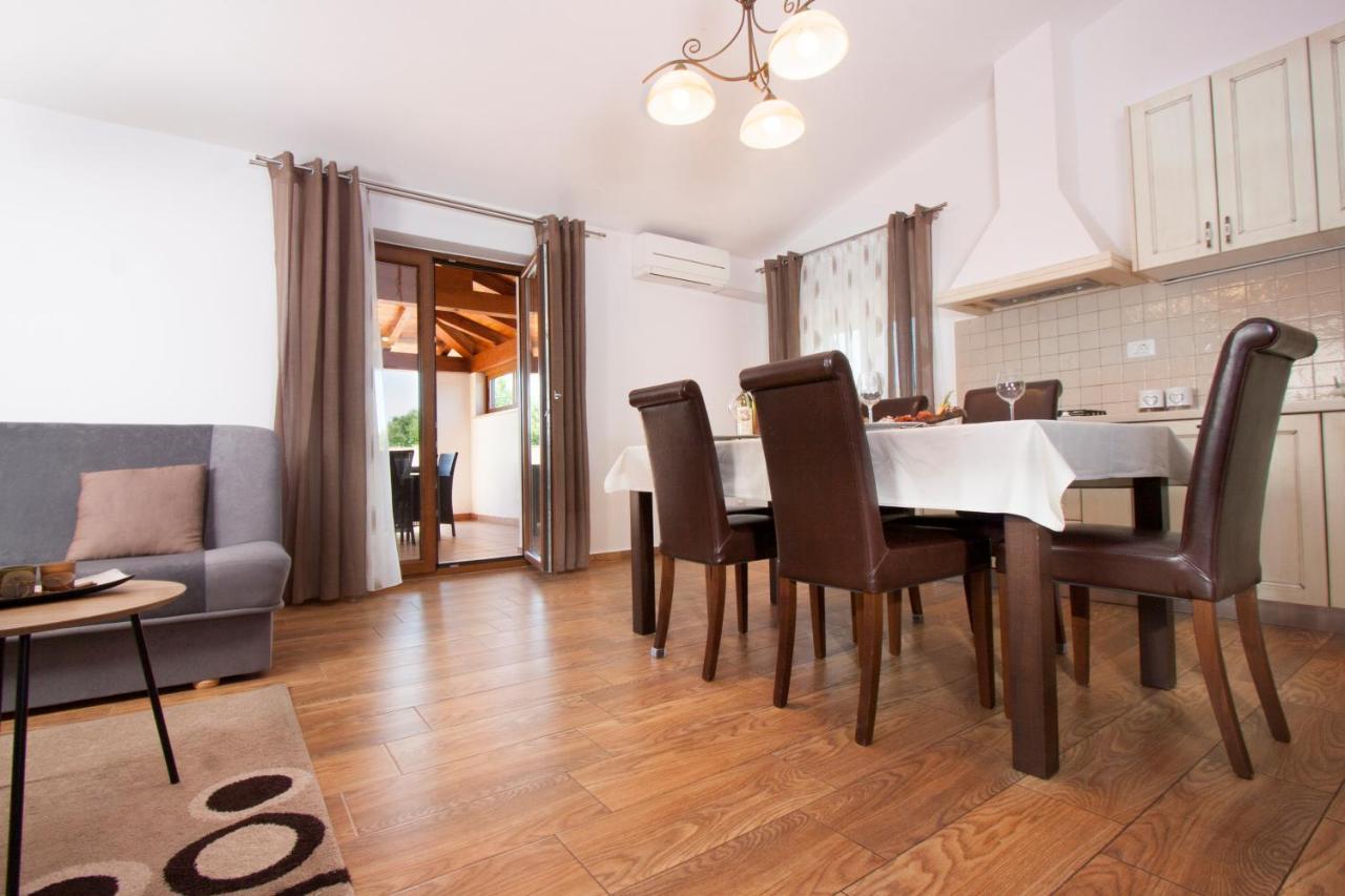 Apartman Lucija Διαμέρισμα Vižinada Εξωτερικό φωτογραφία